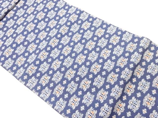 幾何学模様織出し開き名古屋帯（額縁仕立て）